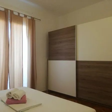 Roko Apartment *